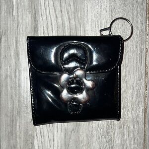 Black Flower Clasp Wallet